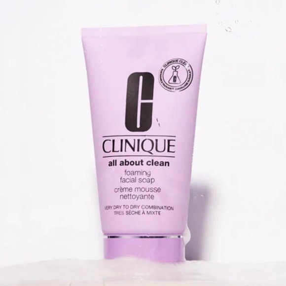 CLINIQUE Take The Day Off Cleanser and Moisturizer Bundle 4 Full Size Products - Picture 3 of 7